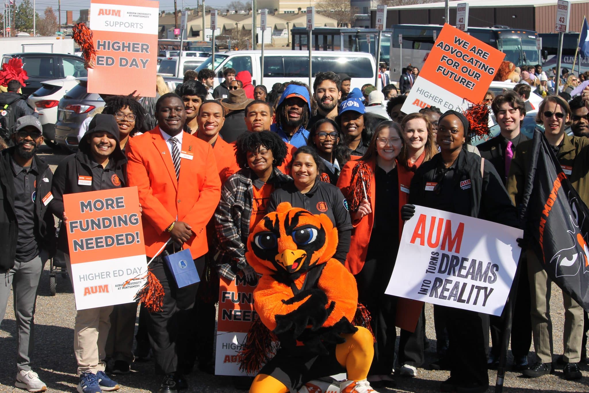 Students rally for more funding at Higher Ed Day.